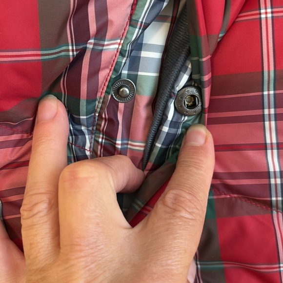 Lands’ End | Classic Red White Green Plaid Zip Front Down Puffer Vest M (8-10) - Picture 9 of 17